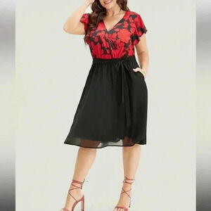 NWT! Red and black floral mesh belt it pocket knee dress size 26 or 4X